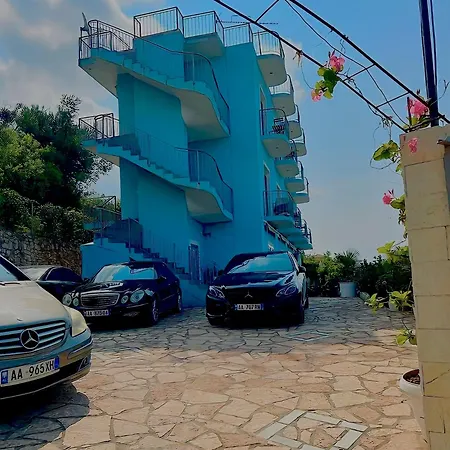 Bed and Breakfast Bluflest Dhërmi