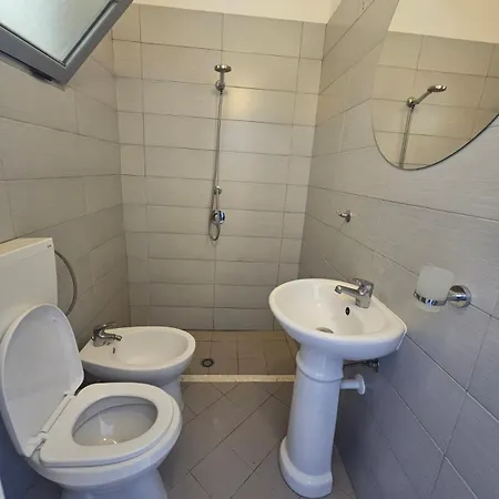 Bluflest Bed & Breakfast 4*