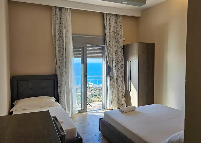 Bed & Breakfast Bluflest Dhërmi